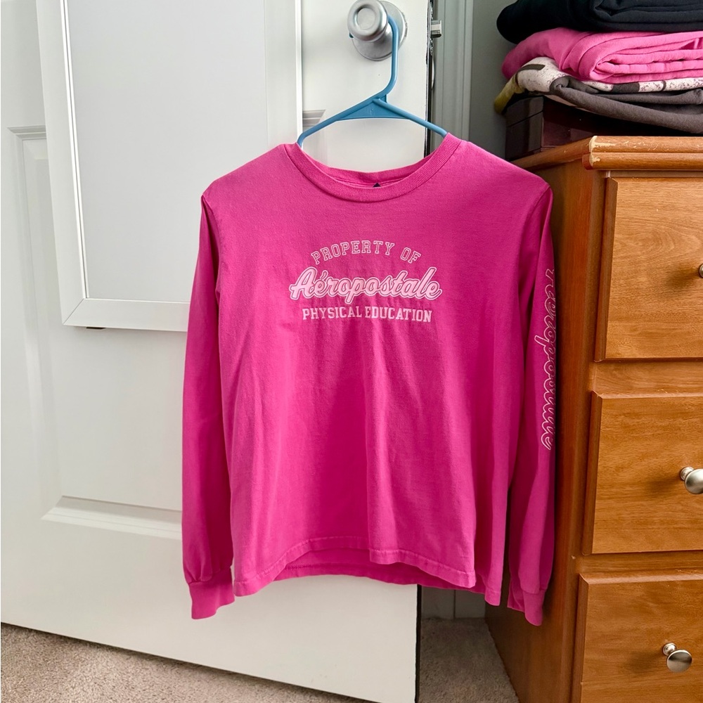 Medium Aéropostale long sleeve tee